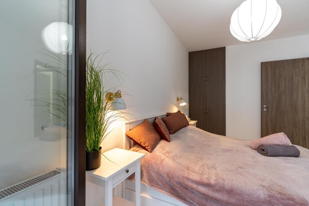 Modern & Newly Built Apartment With Private Garage Budapest Extérieur photo