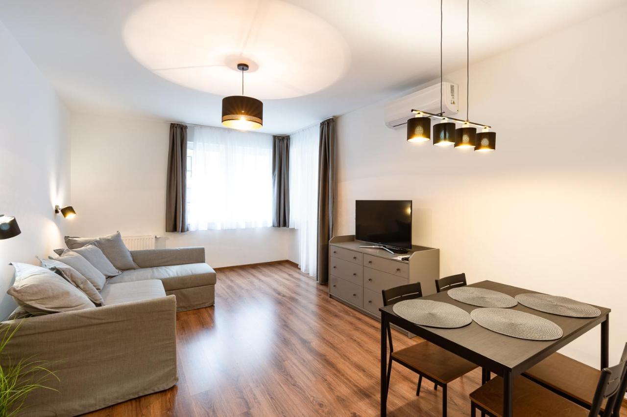 Modern & Newly Built Apartment With Private Garage Budapest Extérieur photo